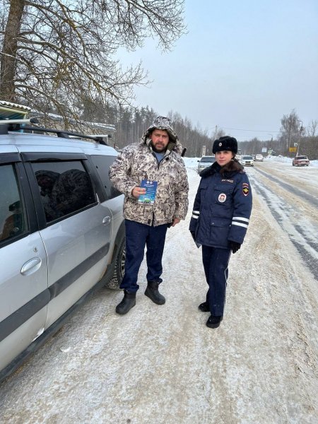 Сотрудники Госавтоинспекции Касимовского района предупредили водителей об опасностях на дороге в условиях зимы